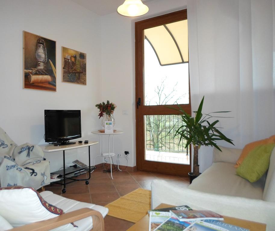 I 3 Cipressi Villa Chiassa Superiore Szoba fotó