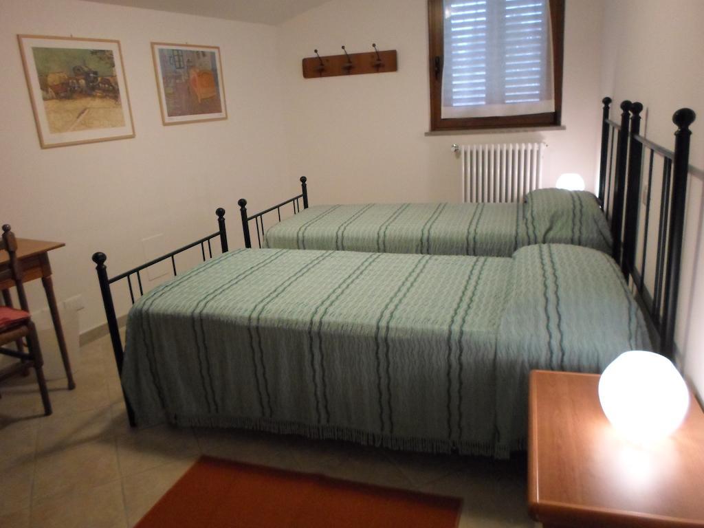I 3 Cipressi Villa Chiassa Superiore Szoba fotó